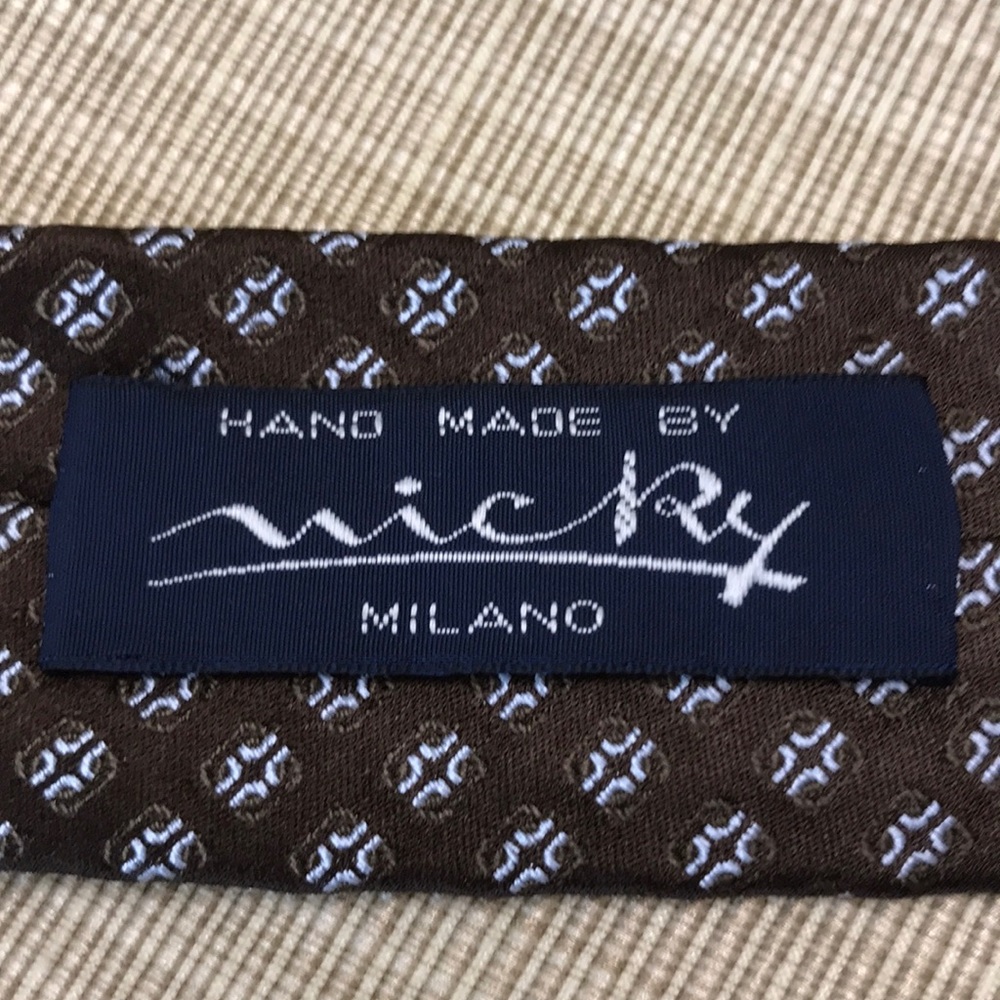 Men’s tie - Picture 3 of 3